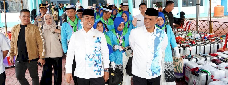 Pelepasan Jemaah Haji Wajo, Bupati dan Wabup Tekankan Nilai Yassiwajori dan Kesiapan Fisik