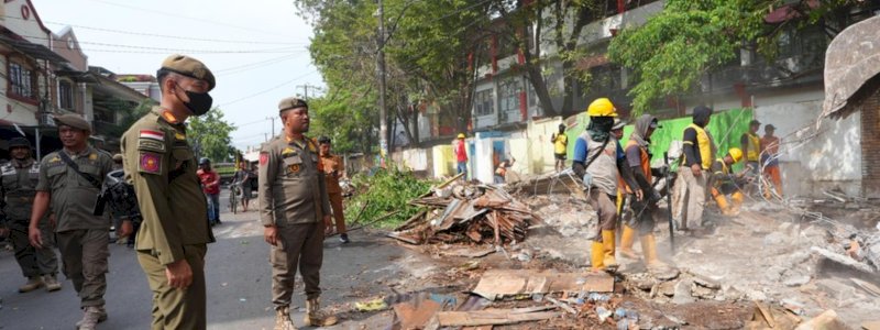 Pemprov Sulsel Tertibkan Lapak di Kawasan SMKN 4 Makassar
