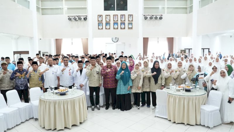 Wali Kota Munafri Arifuddin Lepas Jemaah Calon Haji Kota Makassar 1447 Hijriah/2026 Masehi