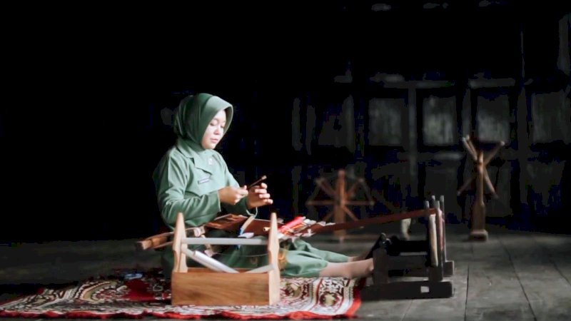 Persit Wajo Bawa Tenun Sutera Sengkang ke Balai Kartini Expo 2026, Angkat UMKM Lokal ke Panggung Nasional