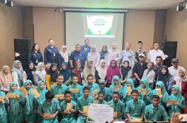 Pegadaian Beri Beasiswa untuk Siswa Berprestasi di Maros, Dorong Generasi Muda Tetap Sekolah