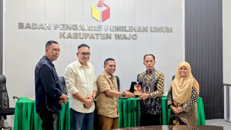 Ketua Komisi I DPRD Wajo Hadiri Rakor Penyelesaian Sengketa Bersama Bawaslu