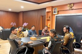 Bertemu Wamendagri, Tasming Bahas Efisiensi Anggaran hingga Restrukturisasi OPD