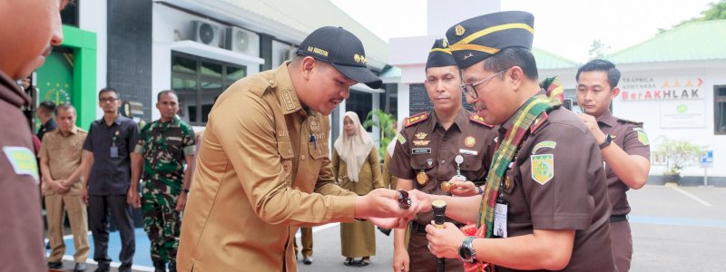 Lakukan Kunjungan Kerja ke Bantaeng, Kajati Sulsel Disambut Hangat Bupati Bersama Kajari Bantaeng