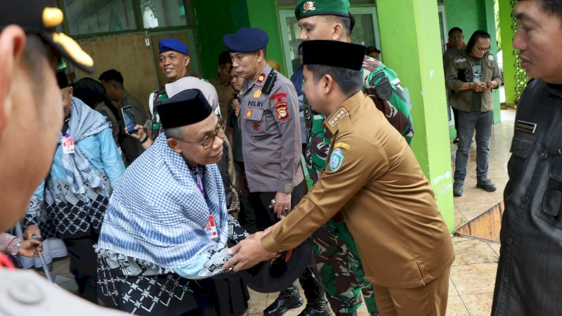 Tasming Hamid Lepas 92 Jamaah Calon Haji Parepare, Pesan Fokus Ibadah dan Jaga Kesehatan