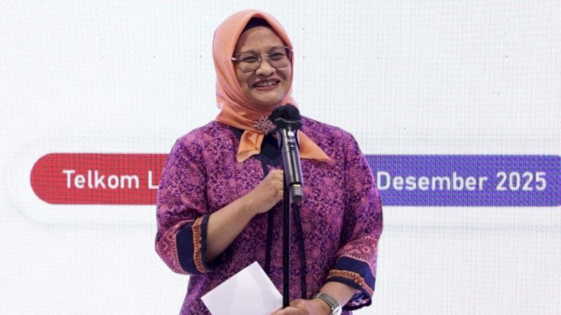  Direktur Utama Telkom Dian Siswarini.