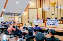 DPRD Wajo Terima Aspirasi Pedagang-PMII, Relokasi Pasar Wiringpalannae Ditolak