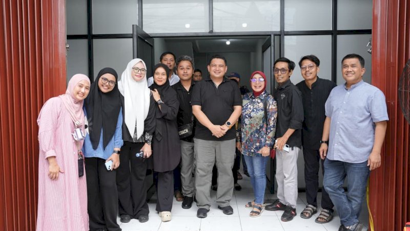 Appi Resmikan Sekretariat Baru IKA Fakultas Hukum Unhas
