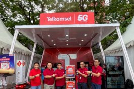 Telkomsel Ubah Makassar Half Marathon Jadi Event Sportainment Berbasis Teknologi