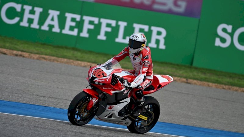 kombinasi pebalap muda berbakat dan ketangguhan Honda CBR Series, AHRT kembali membawa harapan Merah Putih berkibar di podium Asia.