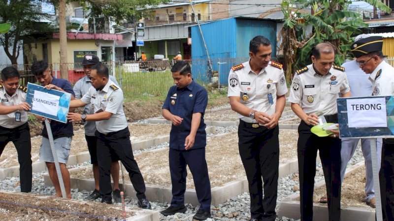 Tasming Hamid  Tinjau Greenhouse dan Program Ketahanan Pangan WBP Lapas Parepare