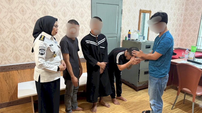 dipimpin langsung Kepala Bidang Perawatan, Pengamanan, dan Kepatuhan Internal bersama Tim Satuan Operasional Kepatuhan Internal (Satops Patnal) Kanwil Ditjenpas Sulsel, Senin, 15 Juni 2026 ini 