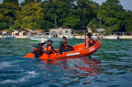 Tahun Ketiga, Kalla Rescue Gandeng Basarnas Makassar Optimalkan Pelatihan Penyelamatan Air di Pulau Samalona