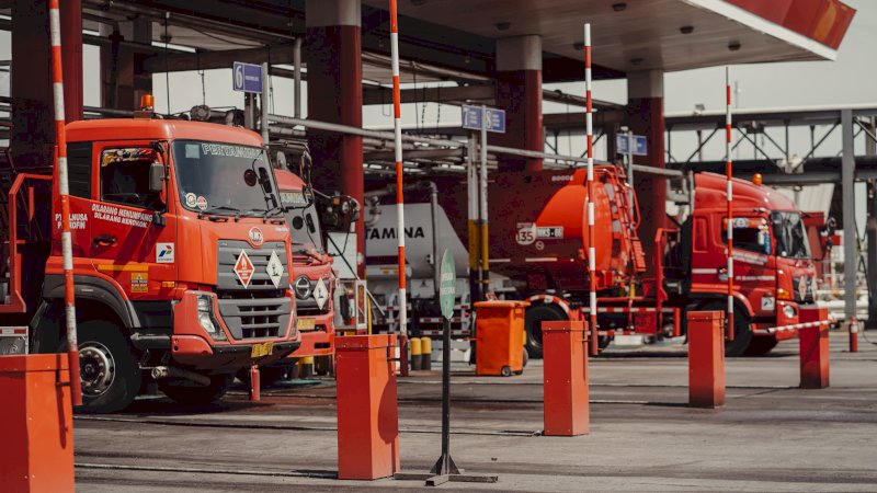Pertamina Patra Niaga Regional Sulawesi bergerak cepat dengan menambah volume penyaluran Biosolar subsidi sebesar 10 hingga 15 persen di wilayah Kota Makassar.