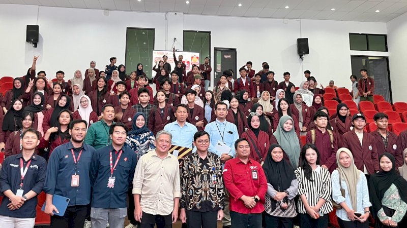 OJK Sulsel Sulbar menggelar edukasi keuangan maraton yang menjangkau 370 pelajar dan mahasiswa di Kabupaten Mamuju, Mamuju Tengah, dan Majene pada 9-11 Juni 2026.