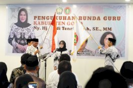 Komitmen Bantu Majukan Pendidikan di Gowa, Andi Tenri Indah Terima Amanah sebagai Bunda Guru