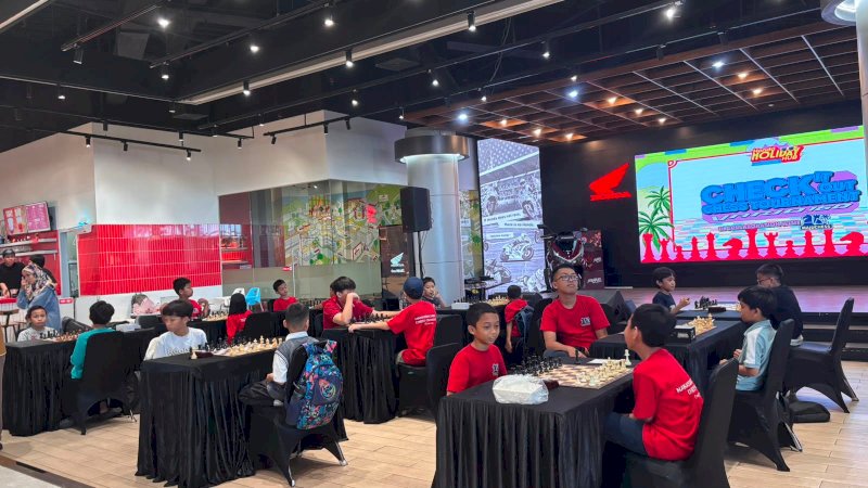 Astra Motor Sulawesi Selatan (Asmo Sulsel) secara taktis memanfaatkan momentum libur semester sekolah dan perkuliahan dengan meluncurkan Honda Holiday Hub di Astra Motor Experience Center (AMEC), Trans Studio Mall (TSM) Makassar
