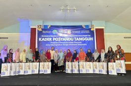 GMTD Latih 80 Kader Posyandu Maccini Sombala dan Donasikan Alat Medis