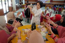 Gandeng KOADS, GMTD Gelar Pelatihan Aksesori Kreatif Bernilai Ekonomis bagi Ibu dengan Anak Down Syndrome