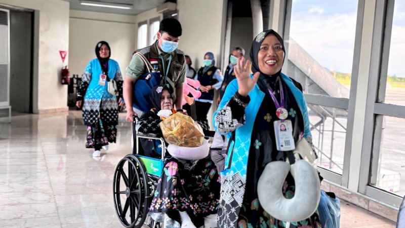 Kloter Terakhir Debarkasi Haji 1447 H/2026 M Tiba di Bandara Internasional Sultan Hasanuddin