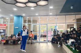 Kampanyekan Budaya #Cari_Aman, Asmo Sulsel Beri Edukasi Keselamatan Berkendara bagi Mahasiswa Universitas Bosowa