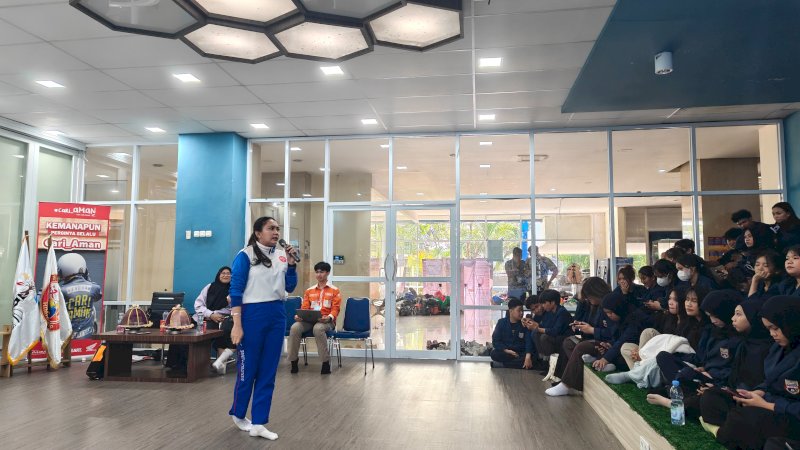 safety riding Asmo Sulsel menyasar sekitar 40 mahasiswa Program Studi Bahasa Mandarin Universitas Bosowa (Unibos) Makassar pada Jumat (3/7/2026).
