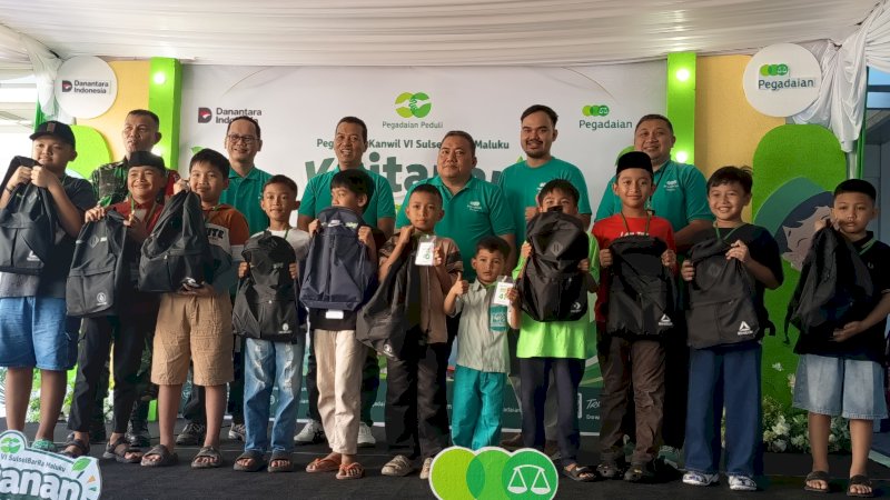 Peserta Khitanan Massal PT Pegadaian wilayah VI Makassar, minggu (5/7) 