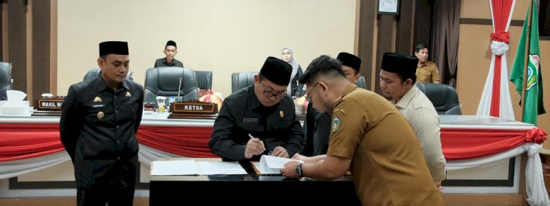 DPRD Parepare Sahkan Persetujuan Ranperda APBD 2025, Pemkot Siap Tindak Lanjuti Masukan Fraksi
