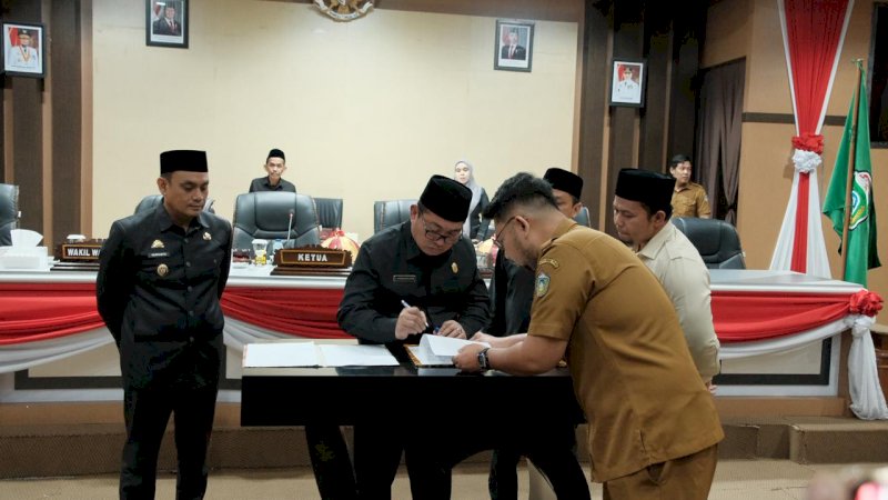 DPRD Parepare Sahkan Persetujuan Ranperda APBD 2025, Pemkot Siap Tindak Lanjuti Masukan Fraksi