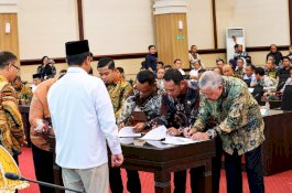Bupati Wajo Perkuat Komitmen Ketahanan Pangan, Teken Kesepakatan LP2B untuk Jaga Sawah Produktif