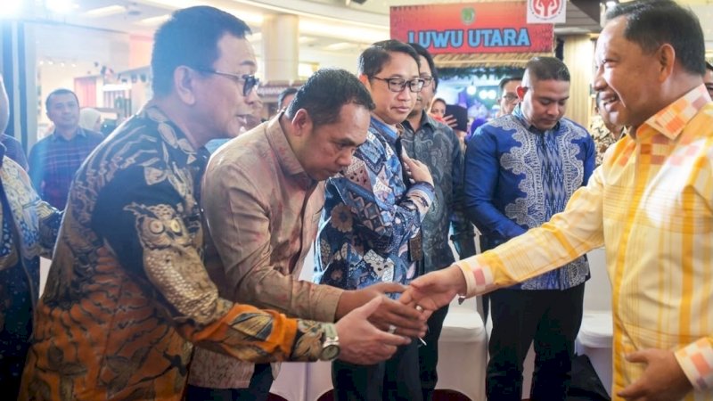 Bupati Wajo Hadiri Penutupan HUT ke-46 Dekranas, Perkuat Promosi Sutera Wajo ke Pasar Nasional