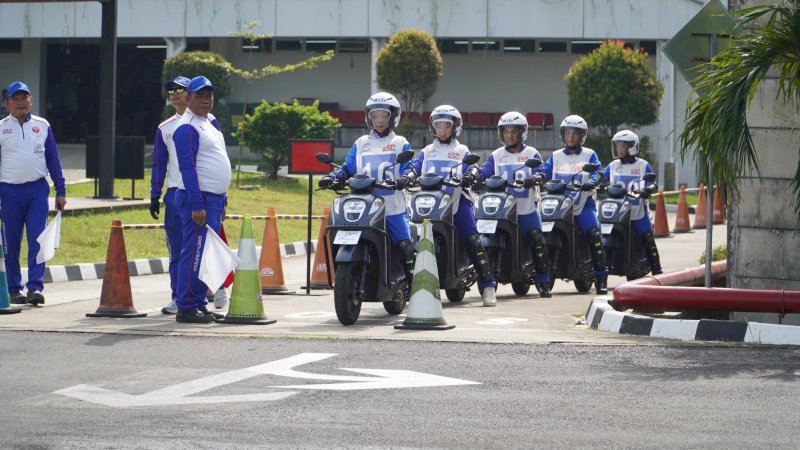 Capaian tersebut diraih melalui 247 konten digital yang diproduksi para duta keselamatan berkendara dalam rangka Safety Riding Camp (SRC) 2026