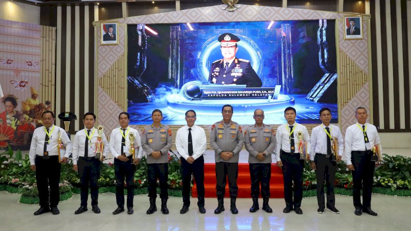 Kapolda Sulsel Irjen Pol. Djuhandhani Buka Rakernis Intelkam 2026