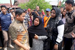 Tinjau Lokasi Kebakaran, Tasming Hamid Imbau Warga Waspada Ancaman Kebakaran di Musim Kemarau