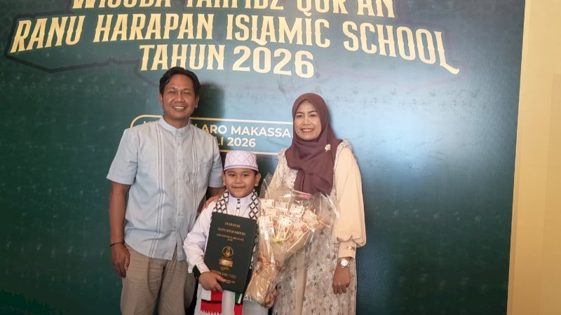 Ibu Arni Rezkiawaty mengaku bangga dengan perkembangan anak-anaknya di Ranu Harapan Islamic School dan kembali mempercayakan putra bungsunya untuk menempuh pendidikan di RHIS sebagai bentuk keyakinan terhadap kualitas pendidikan Qurani yang diterapkan sekolah 