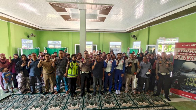 Asmo Sulsel Edukasi Orang Tua SMAN 20 Gowa, Ajak Jadi Pelopor Keselamatan Berkendara #Cari_Aman