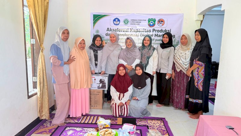 Kalla Institute mendampingi Industri Rumah Tangga (IRT) Sambusa "Mutabikh Maryama" di Kelurahan Mappasaile, Kecamatan Pangkajene, Kabupaten Pangkajene dan Kepulauan (Pangkep). 