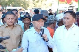 Zulhas Kawal Kampung Nelayan Merah Putih Untia, Pemerintah Siapkan Ekosistem Ekonomi Nelayan Modern