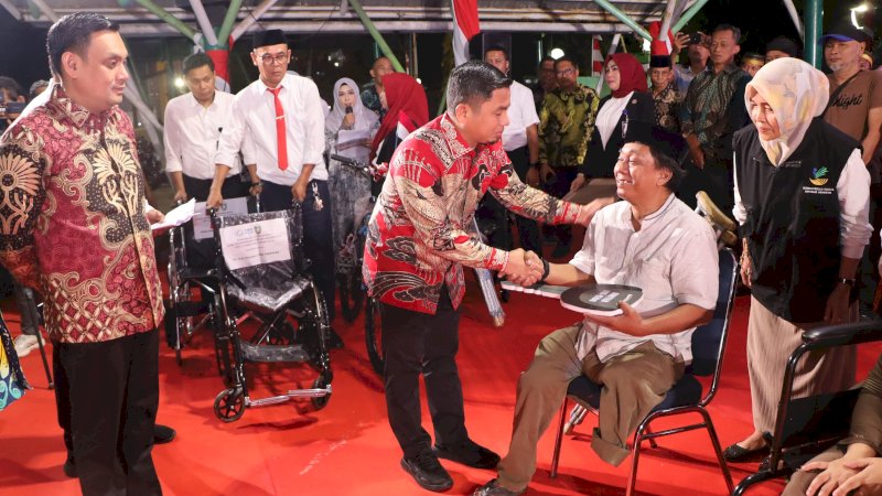 Malam Ramah Tamah HUT ke-81 RI di Parepare Semarak, Tasming Serahkan Penghargaan dan Bantuan CSR