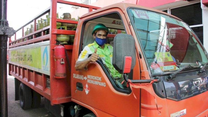 Pertamina Patra Niaga Regional Sulawesi melakukan penambahan pasokan (extra dropping) LPG 3 kilogram hingga 65?ri rerata penyaluran harian di sejumlah wilayah Sulawesi Selatan dan Sulawesi Barat