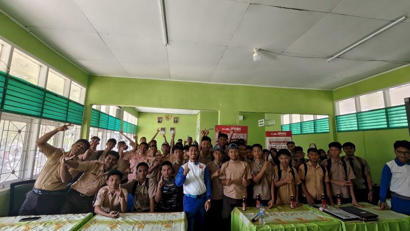 Astra Motor Sulawesi Selatan (Asmo Sulsel) menggelar kegiatan edukasi keselamatan berkendara bertajuk Honda Hype School di SMKN 3 Takalar pada Jumat (21/8/2026)