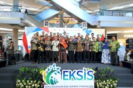 Indeks Inklusi Baru 13%, OJK Pacu Keuangan Syariah Lewat EKSiS 2026