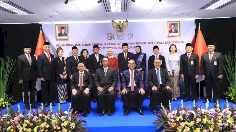 Otoritas Jasa Keuangan (OJK) secara resmi melantik dan mengambil sumpah jabatan sejumlah pejabat pimpinan satuan kerja di Jakarta