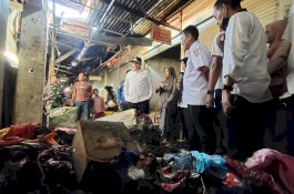 Appi Tinjau Pasar Pa’baeng-baeng Pasca Terbakar
