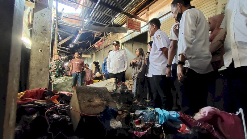 Wali Kota Makassar Munafri Arifuddin saat meninjau Pasar Pa&rsquo;baeng-baeng. (Dok Rakyatku)