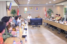 Menkes Budi Gunadi: Integrasi Asuransi Swasta dan BPJS Kurangi Beban 'Out of Pocket' Warga
