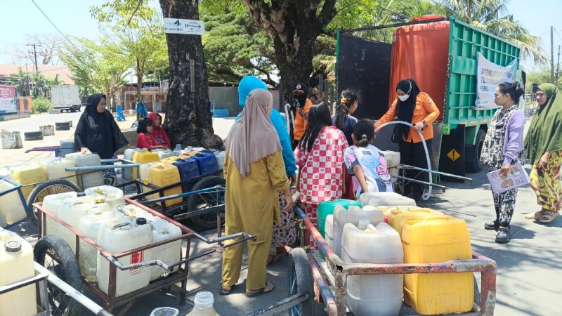 BPBD Makassar Kerahkan 25 Armada Salurkan Air ke 26.888 Kepala Keluarga, Layani Kekeringan di 58 Kelurahan