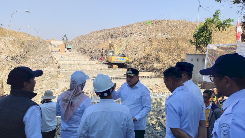 Wali Kota Makassar Munafri Arifuddin saat meninjau TPA Tamangapa. (Dok Rakyatku)