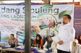 Tudang Laongruma di Bacukiki, Tasming Hamid Tekankan Pentingnya Musyawarah Petani