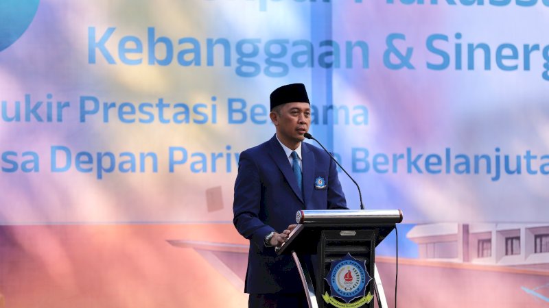 Direktur Poltekpar Makassar, Dr. Herry Rachmat Widjaja, S.Sos., MM.Par., CHE.